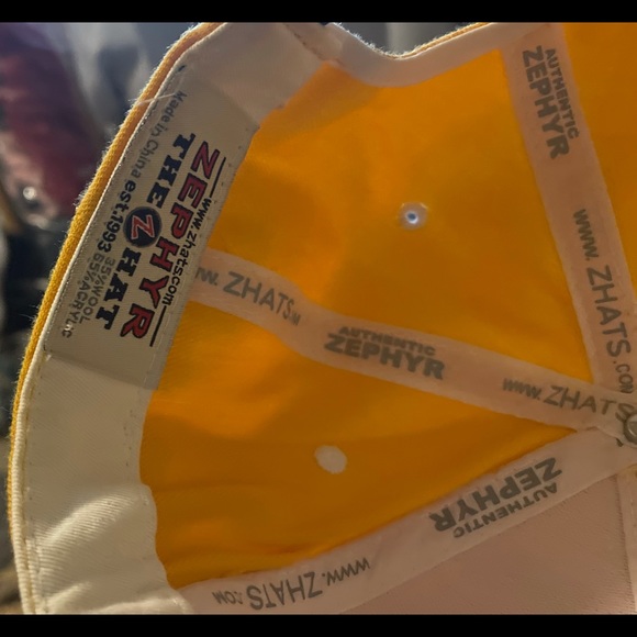 Cal adjustable SnapBack Hat - Picture 6 of 6